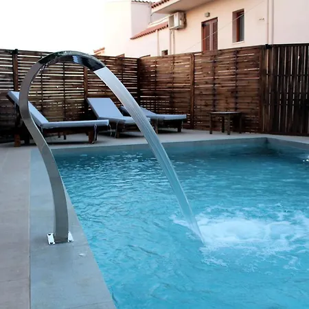 Mithos Premium Aparthotel