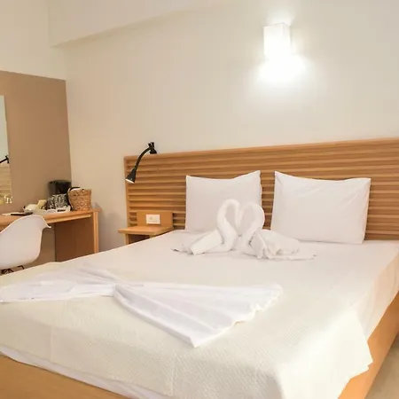 Mithos Premium Aparthotel 2*