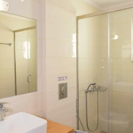 Aparthotel Mithos Premium